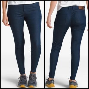 NWT THE NORTH FACE Women's Tungsted Slim Fit Jeans